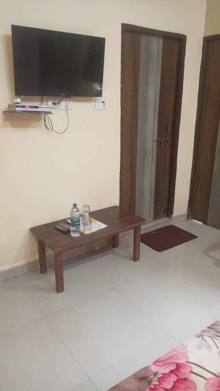 Hotel Shyam Utsav Mirzāpur Exteriér fotografie